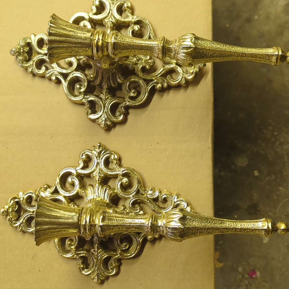 Set of two vintage sconces